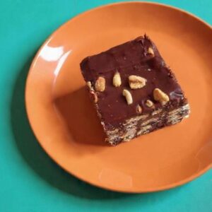 O produto pode sofrer alteração em cores em relação à fotografia